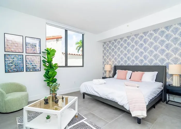 Centrally Located 1Br With King Bed Near Brickell, Airport Downtown And Wynwood